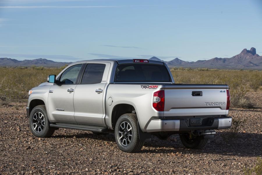  Toyota Tundra Limited 2014 года  (фото 17 из 19)